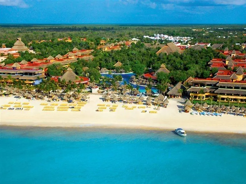 Iberostar Waves Tucan Playa del Carmen Semesteranläggning (resort)